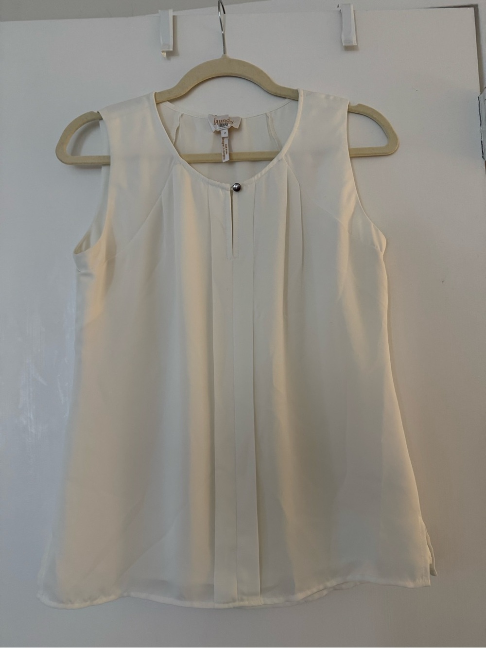 Laundry By Shelli Segal Ivory Sleeveless Pleat-Front Camisole